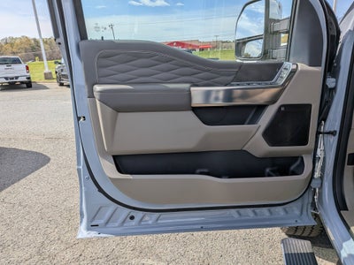 2025 Ford Super Duty F-350 SRW Platinum