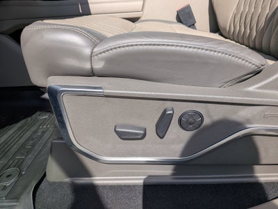 2025 Ford Super Duty F-350 SRW Platinum