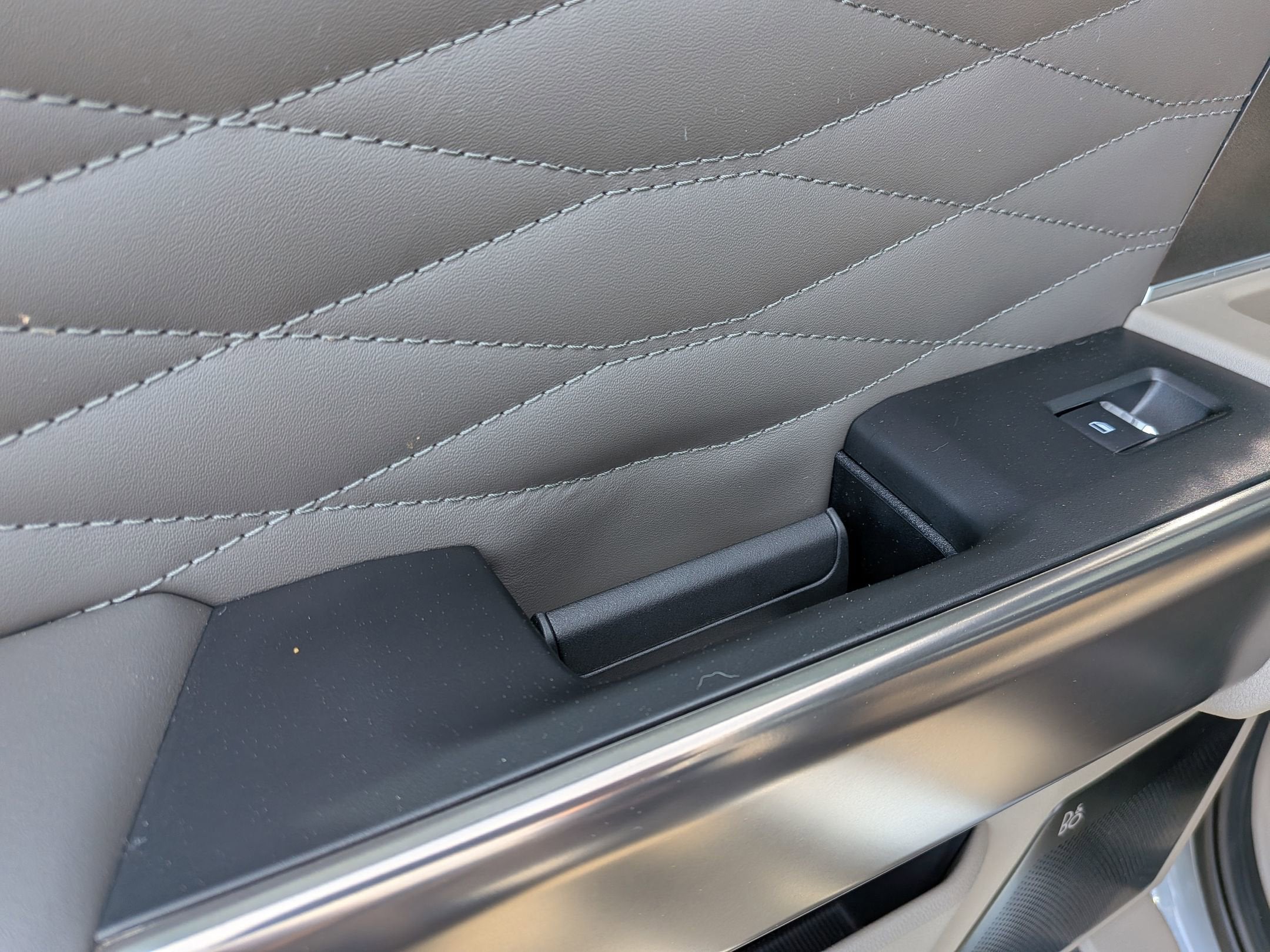 2025 Ford Super Duty F-350 SRW Platinum