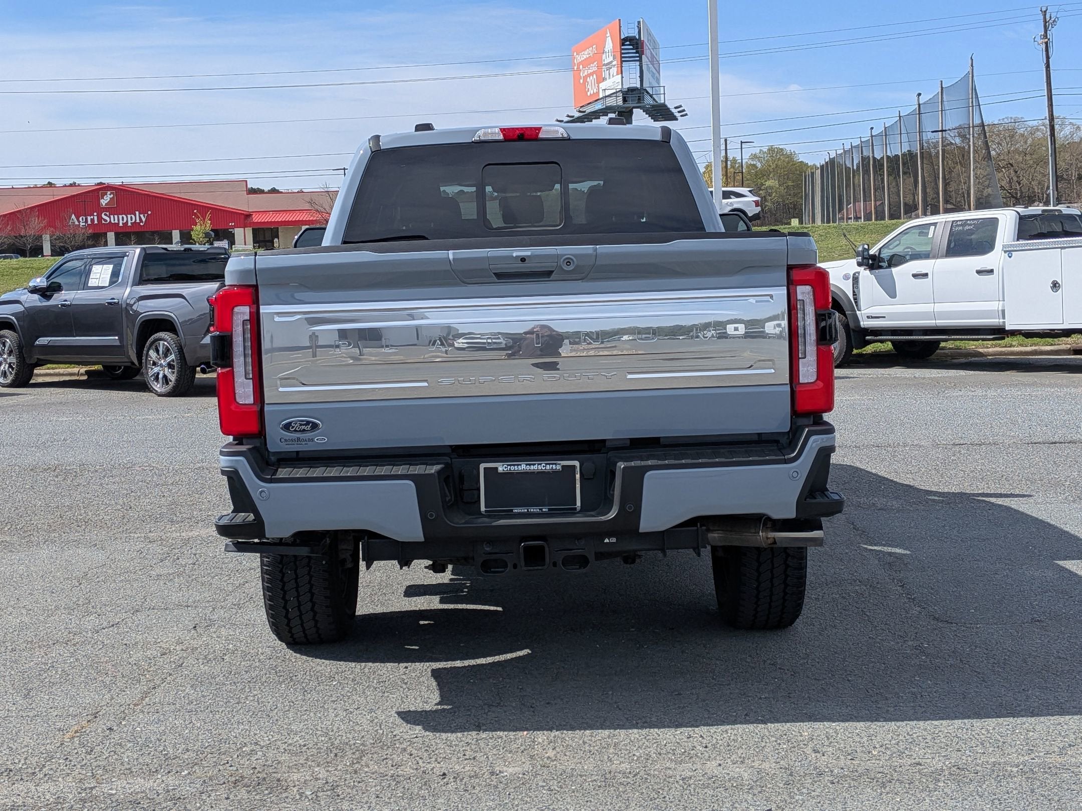 2025 Ford Super Duty F-350 SRW Platinum