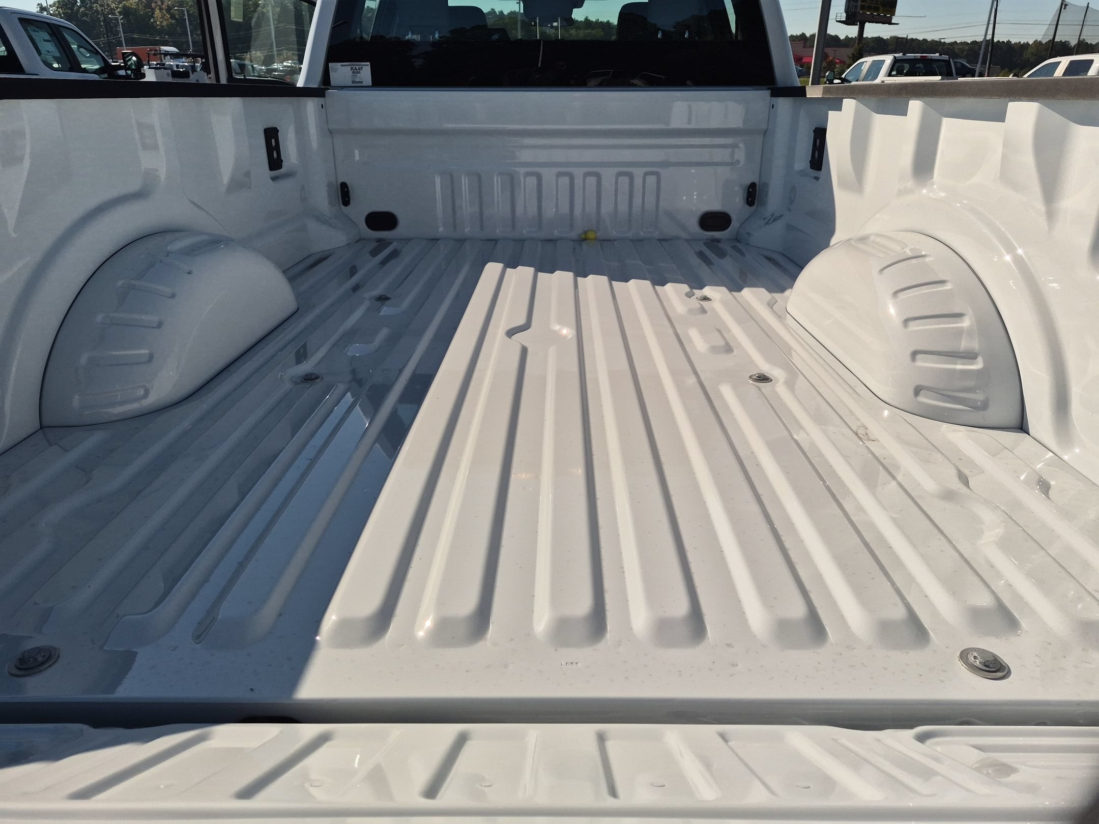 2027 Ford Super Duty F-350 SRW XL