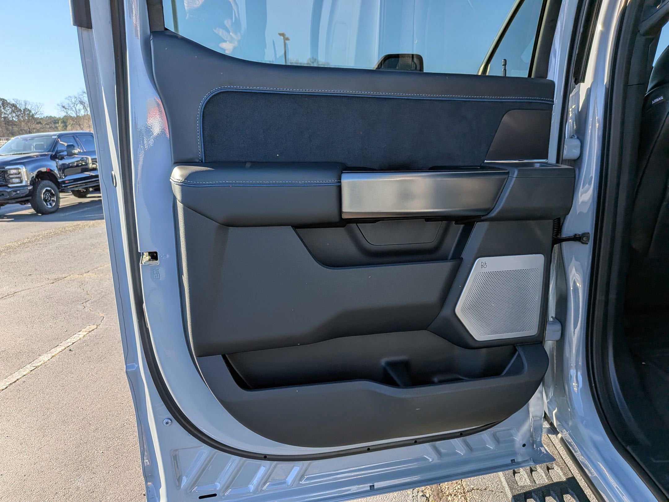 2026 Ford Super Duty F-350 SRW Platinum