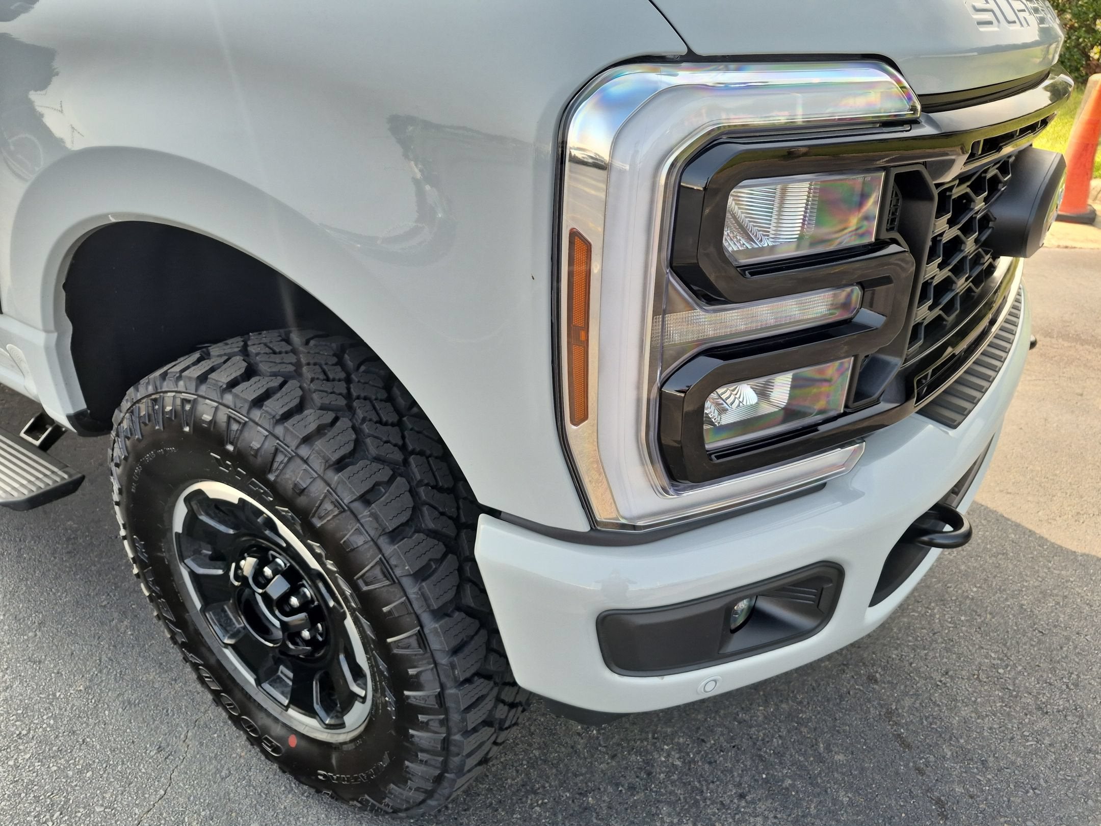 2026 Ford Super Duty F-350 SRW LARIAT