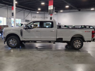 2026 Ford Super Duty F-350 SRW LARIAT