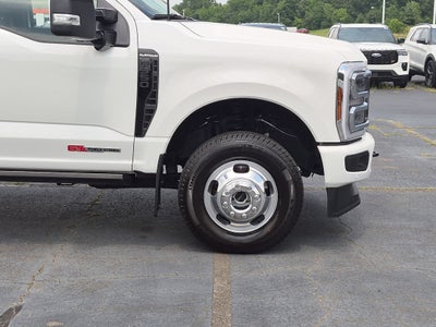2025 Ford Super Duty F-350 DRW Platinum