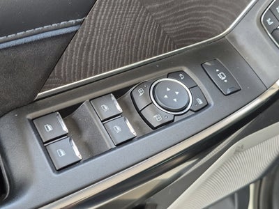 2025 Ford Super Duty F-350 DRW Platinum