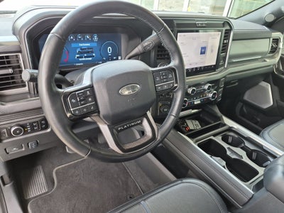 2025 Ford Super Duty F-350 DRW Platinum