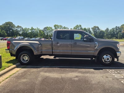 2022 Ford Super Duty F-350 DRW LARIAT