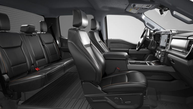 2026 Ford Super Duty F-350 DRW LARIAT