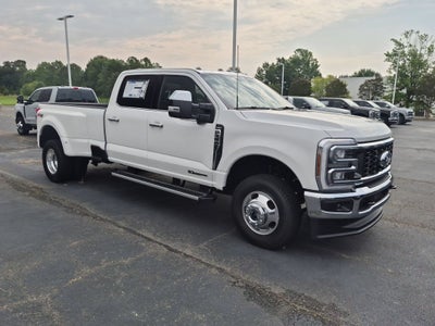2026 Ford Super Duty F-350 DRW LARIAT