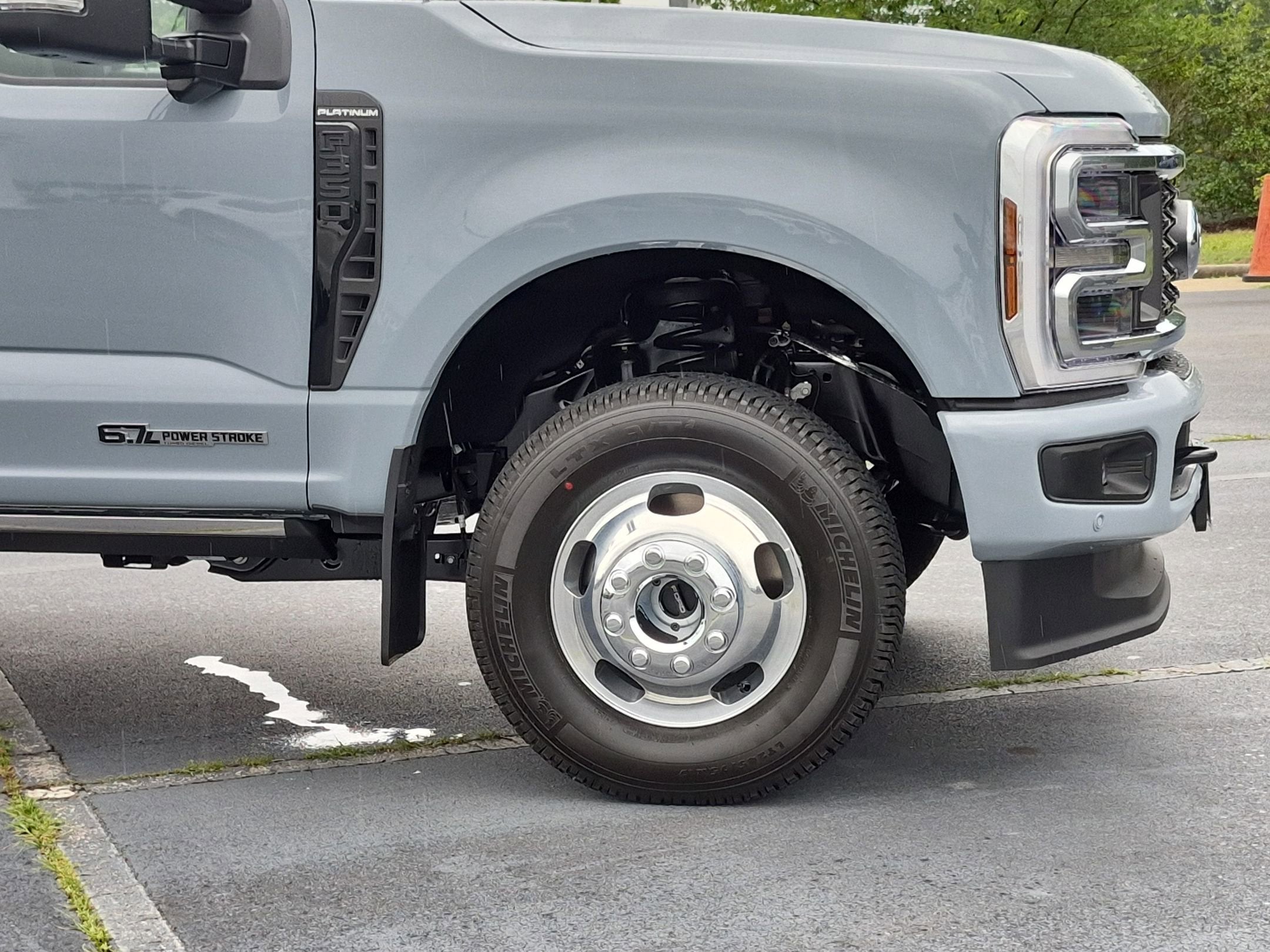2026 Ford Super Duty F-350 DRW Platinum