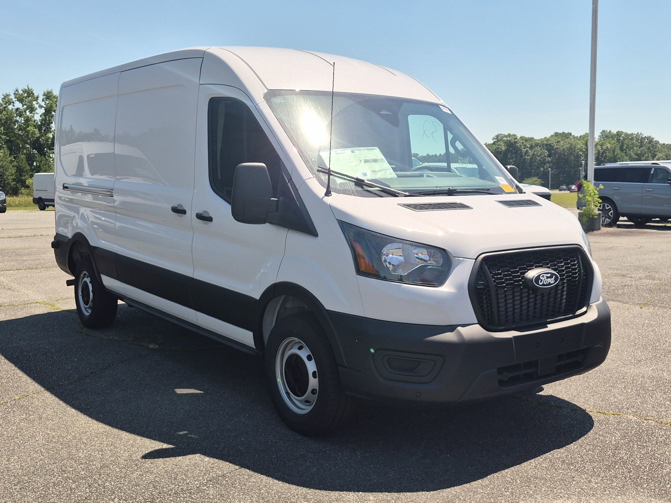 2026 Ford Transit Cargo Van Base