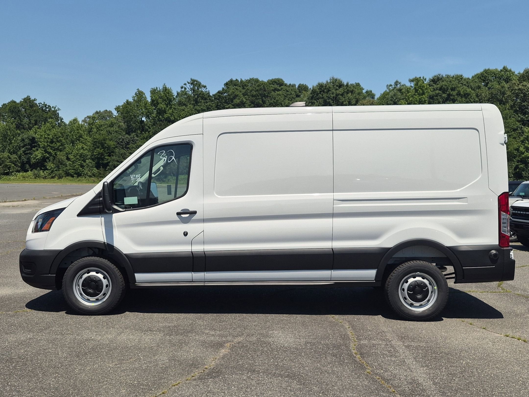2026 Ford Transit Cargo Van Base