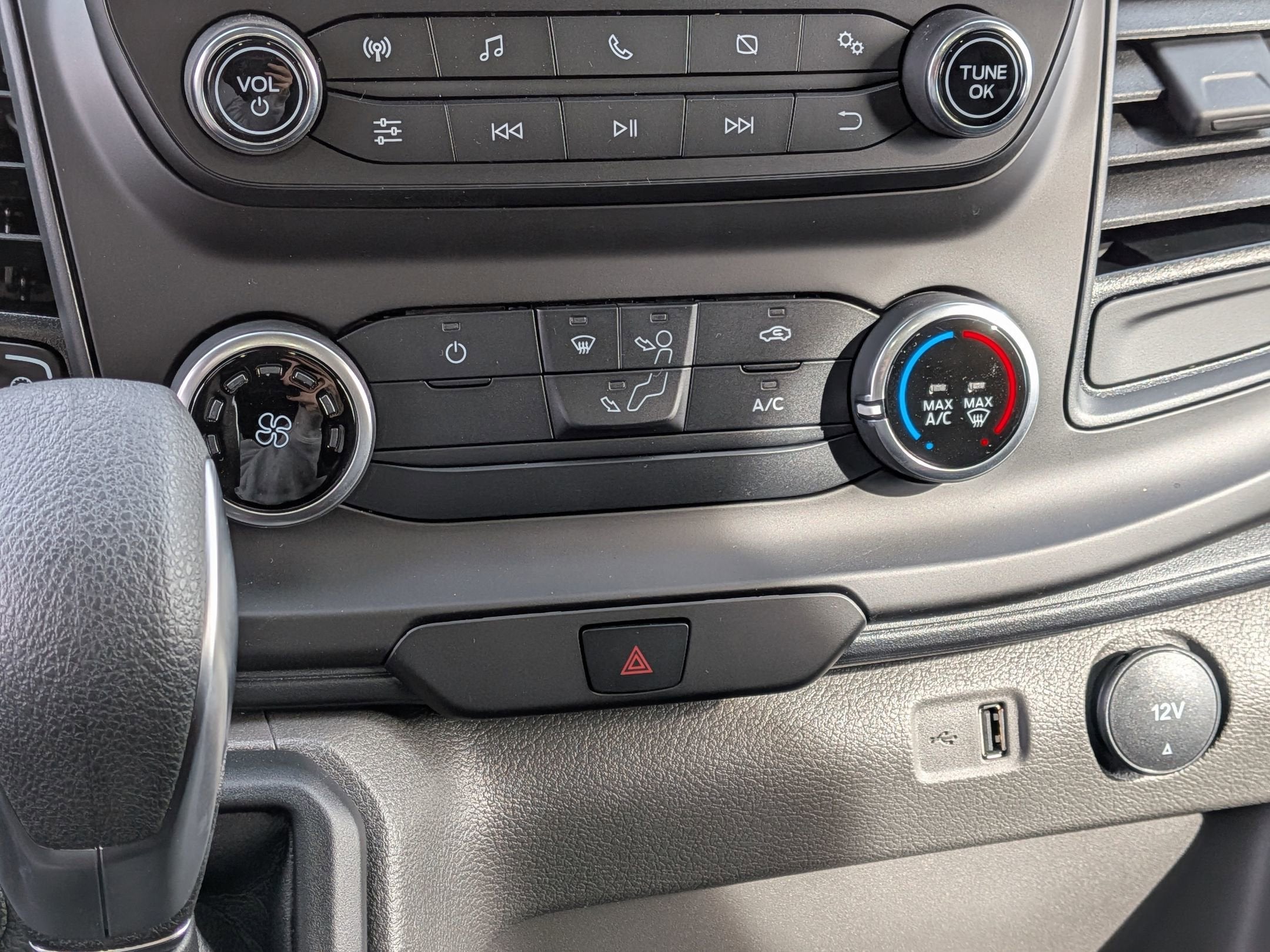 2025 Ford Transit Cargo Van Base