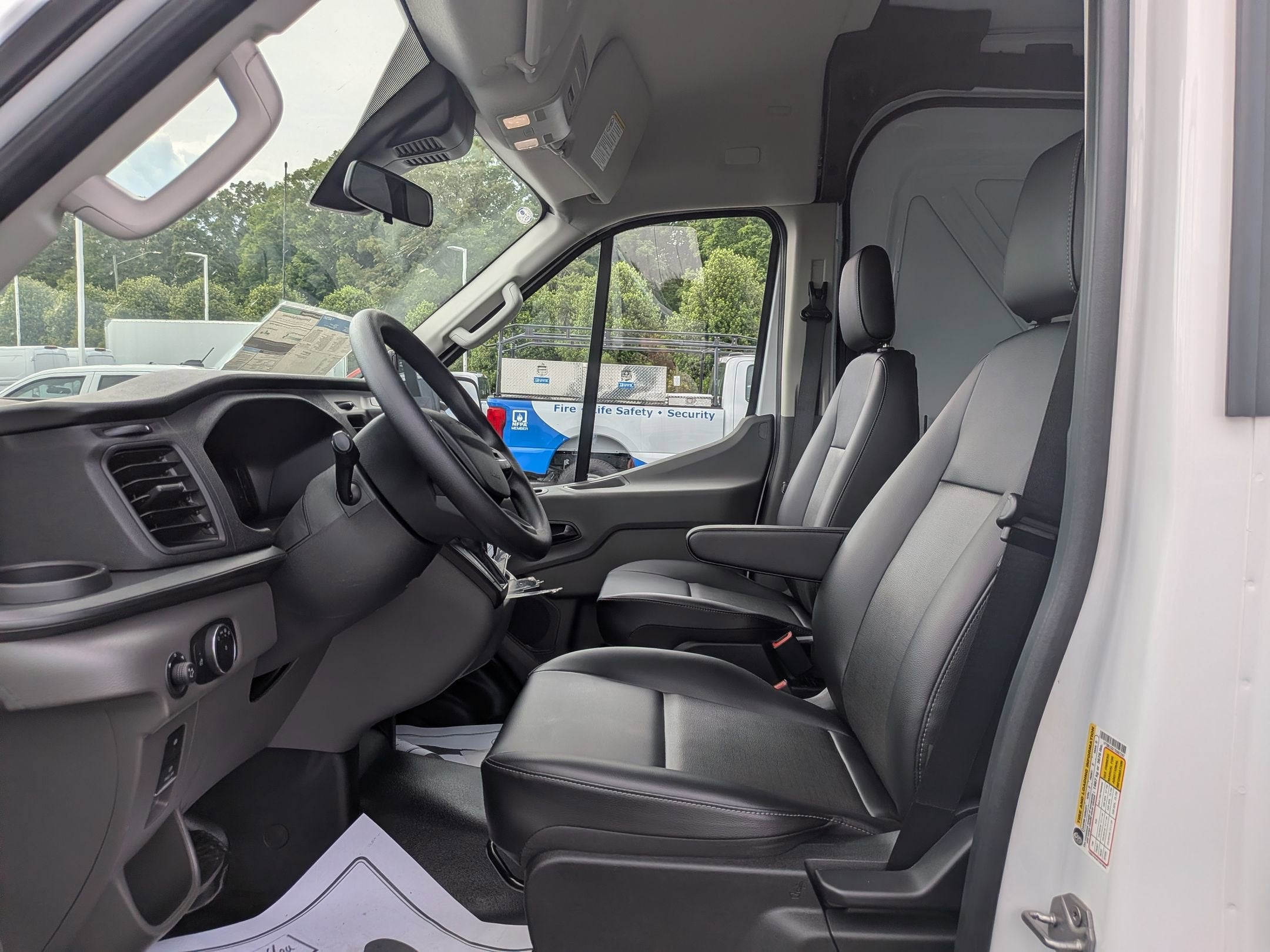2026 Ford Transit Cargo Van Base