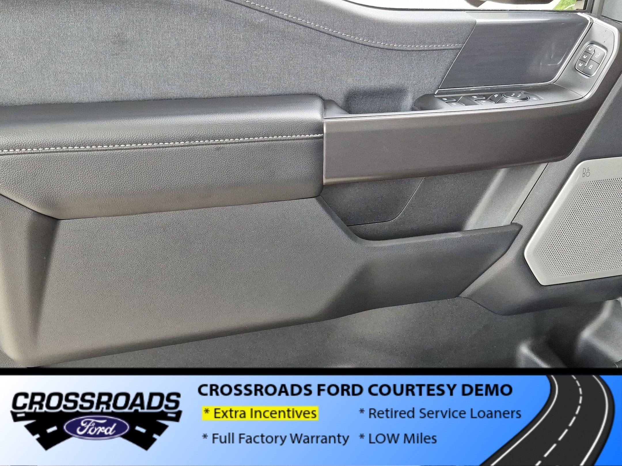 2026 Ford F-150 LARIAT - Crossroads Courtesy Demo