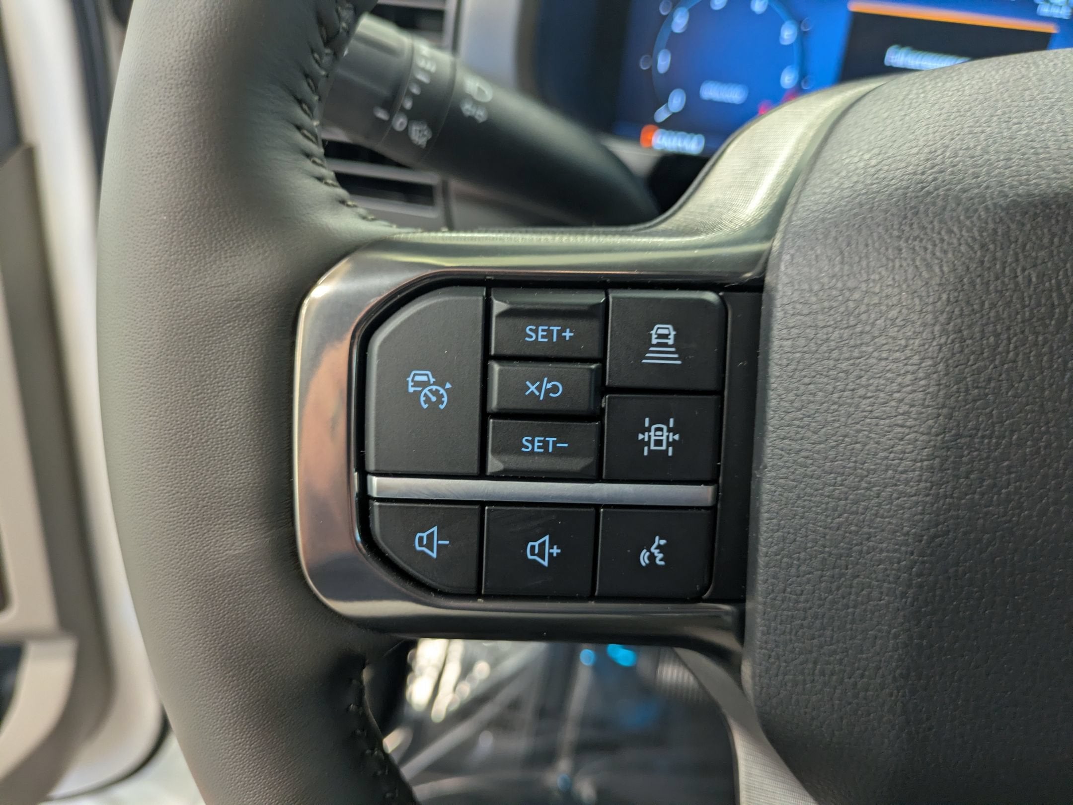 2026 Ford F-150 Platinum - Photo 18