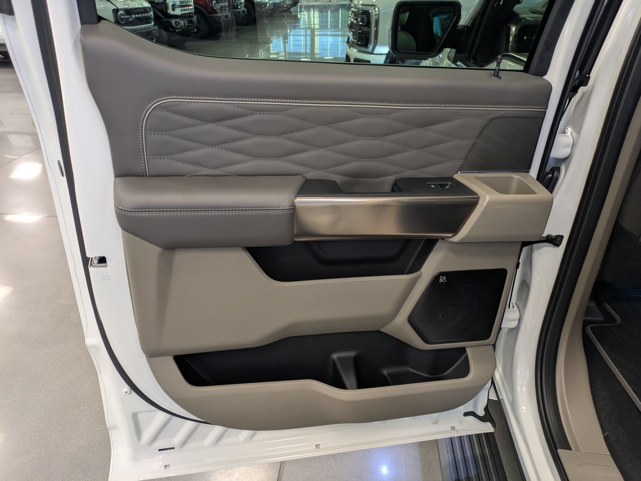 2026 Ford F-150 Platinum - Photo 31