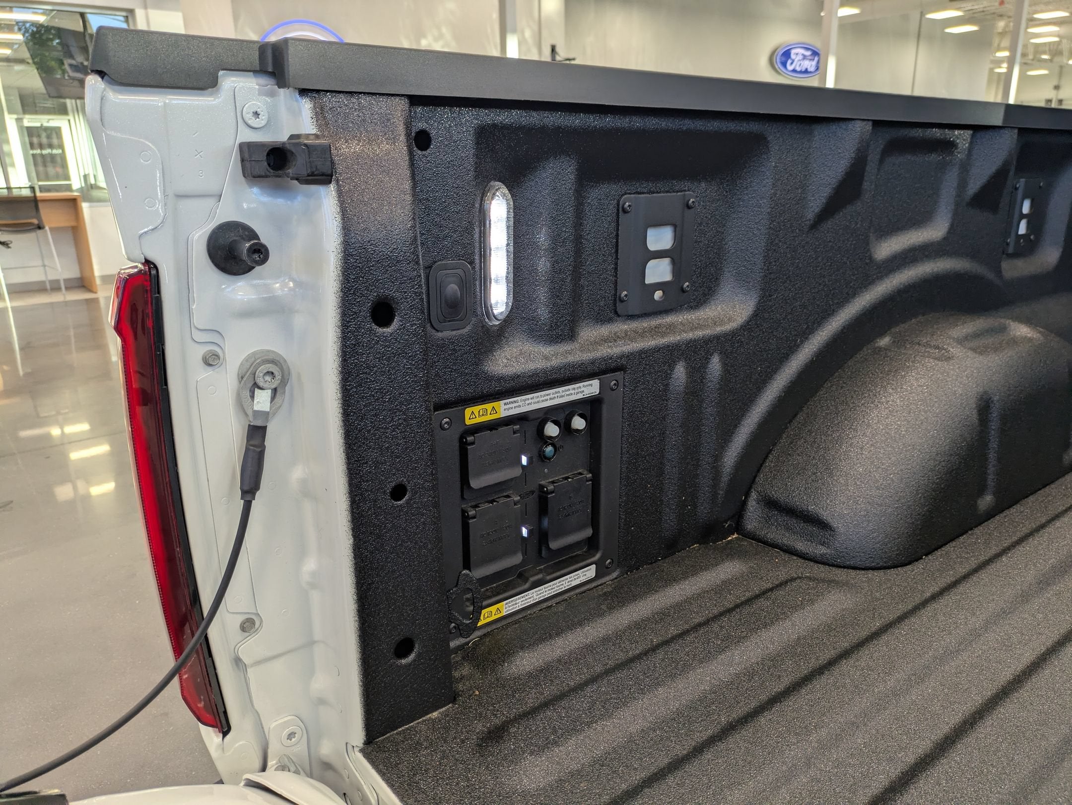 2026 Ford F-150 Platinum - Photo 36