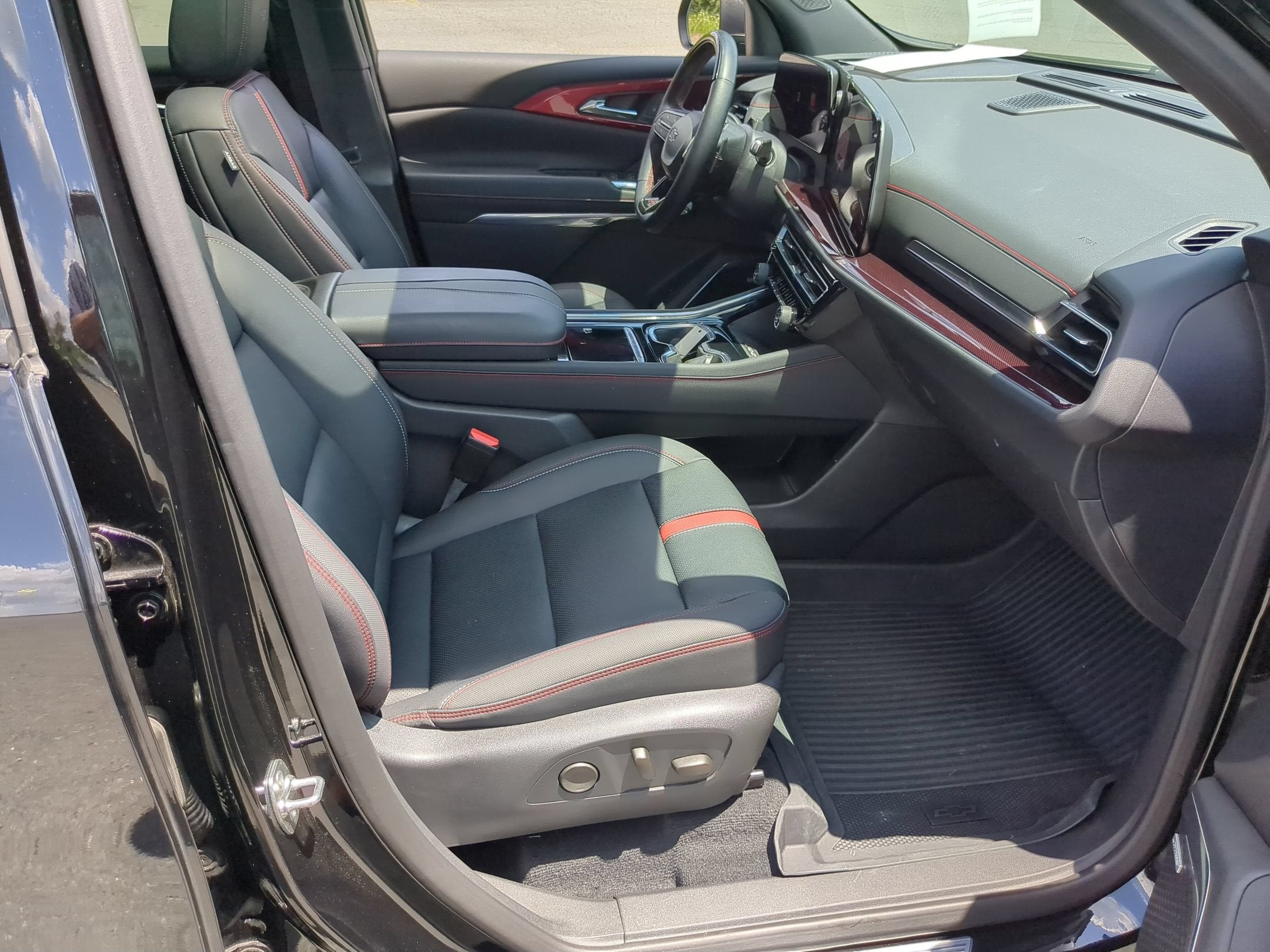 2024 Chevrolet Traverse FWD RS