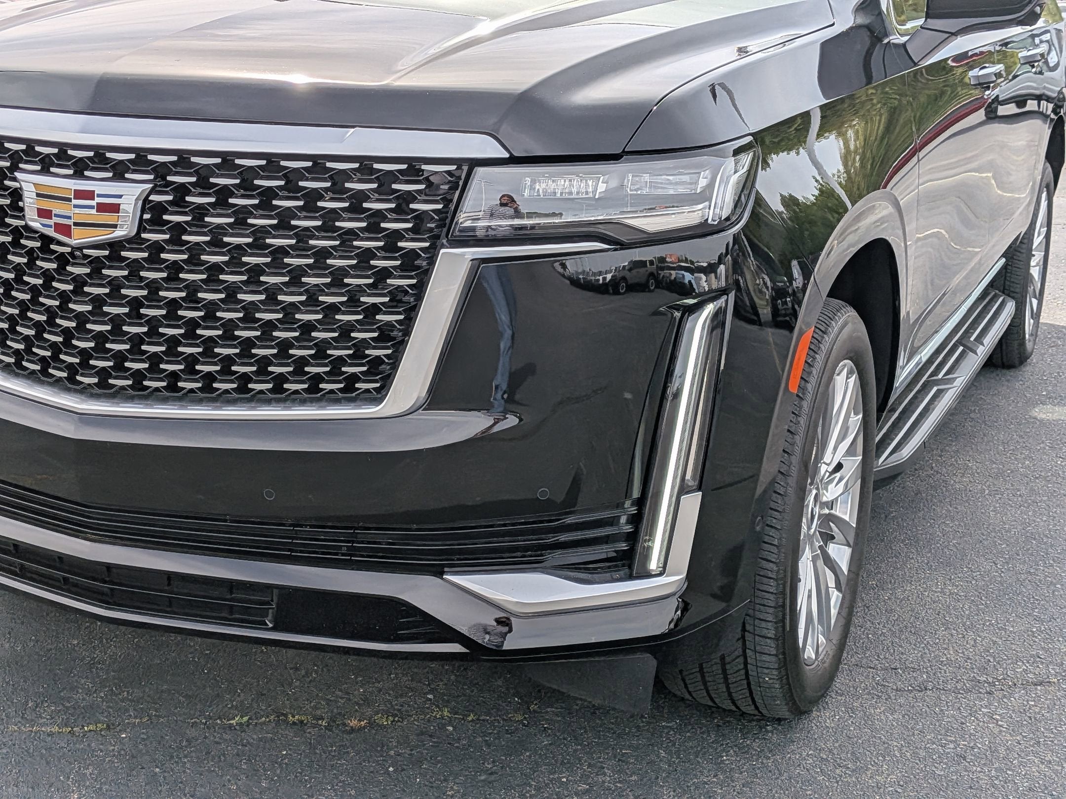 2023 Cadillac Escalade ESV 4WD Premium Luxury