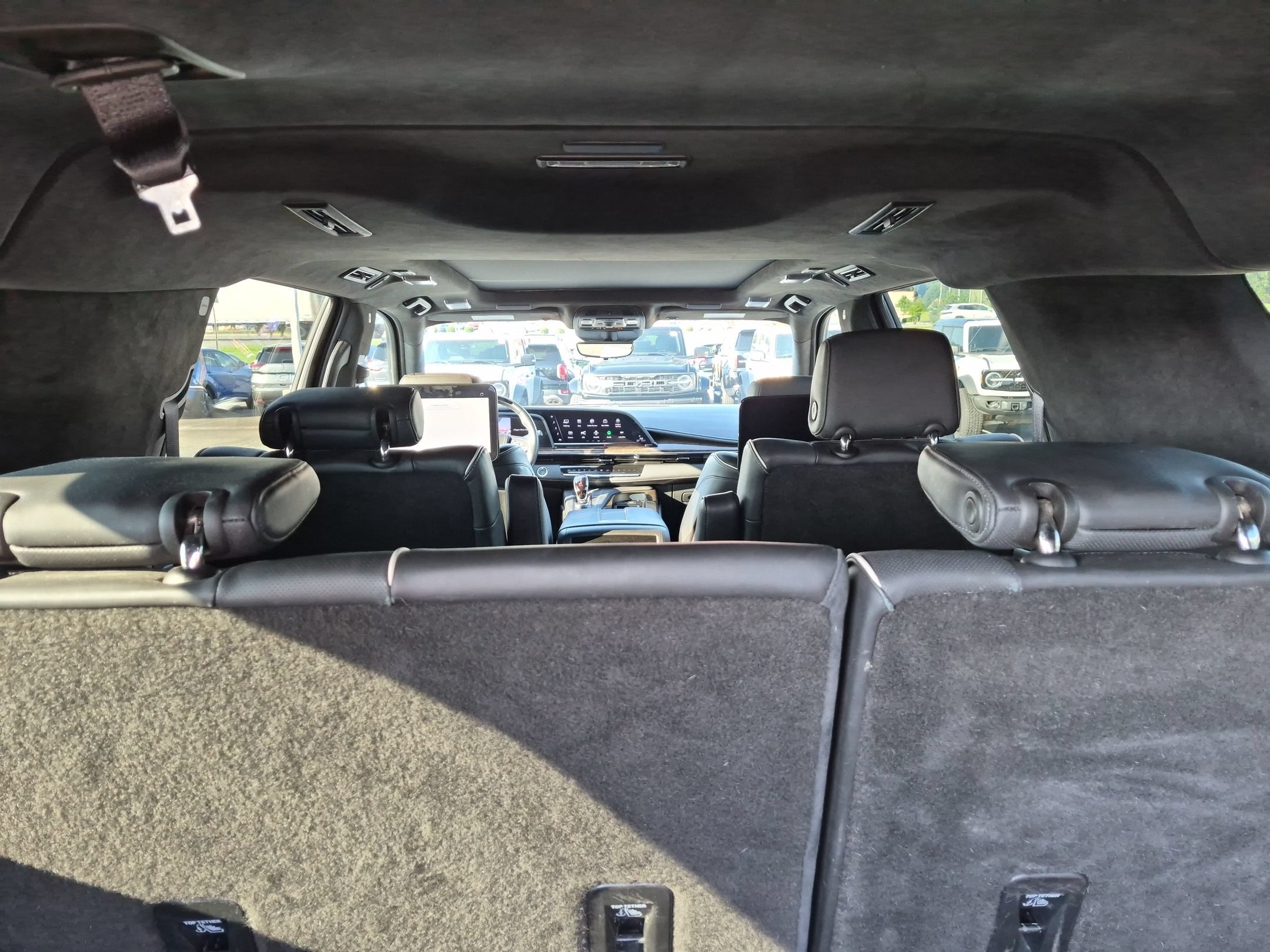 2024 Cadillac Escalade ESV 4WD Sport Platinum