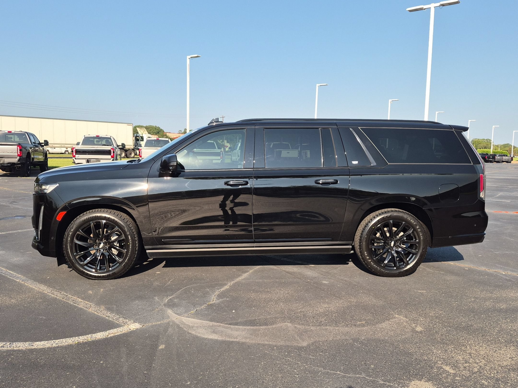 2024 Cadillac Escalade ESV 4WD Sport Platinum