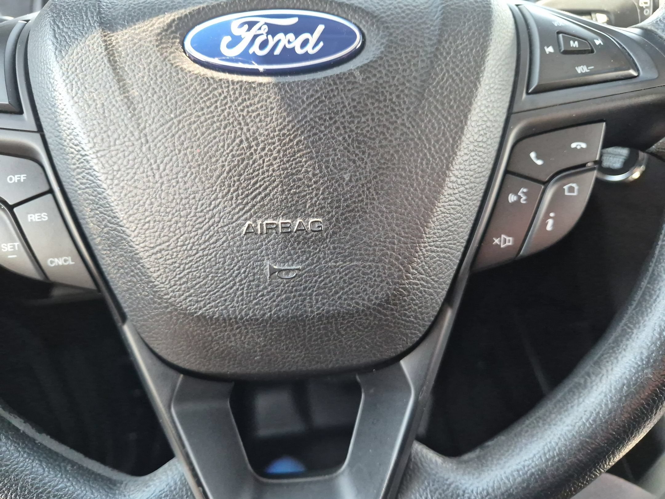 2019 Ford Edge SE