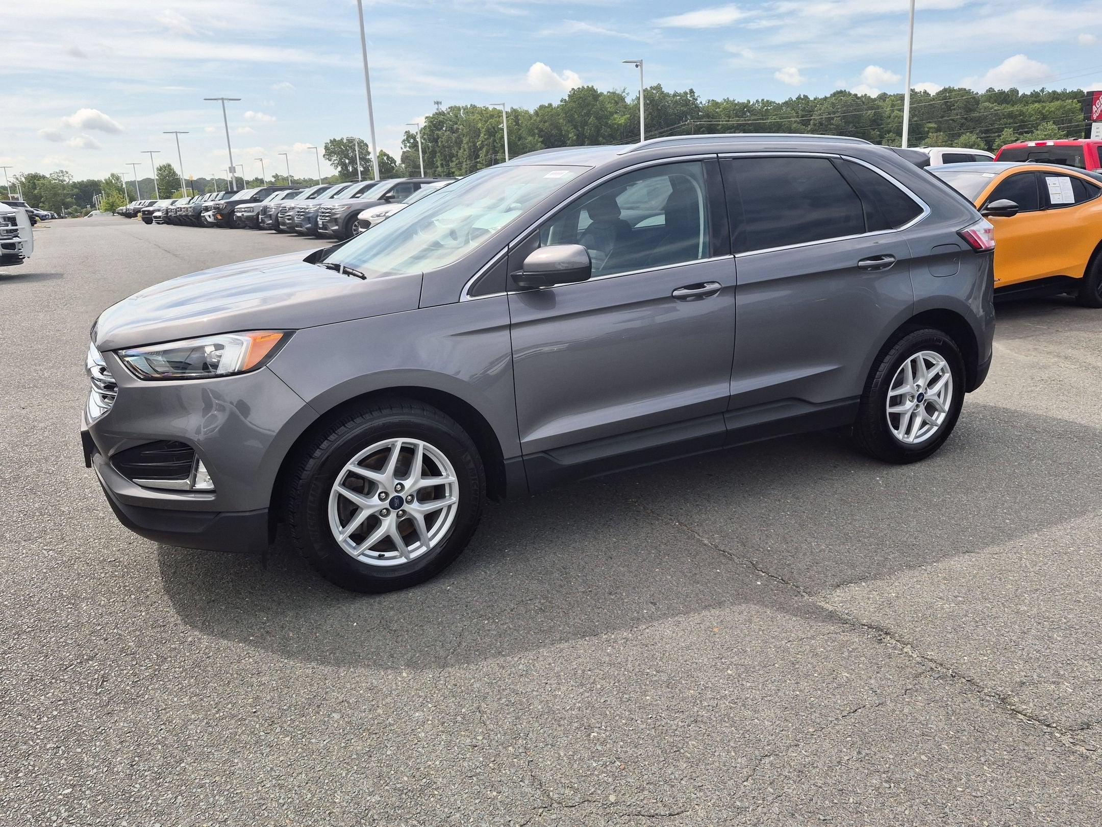 2022 Ford Edge SEL