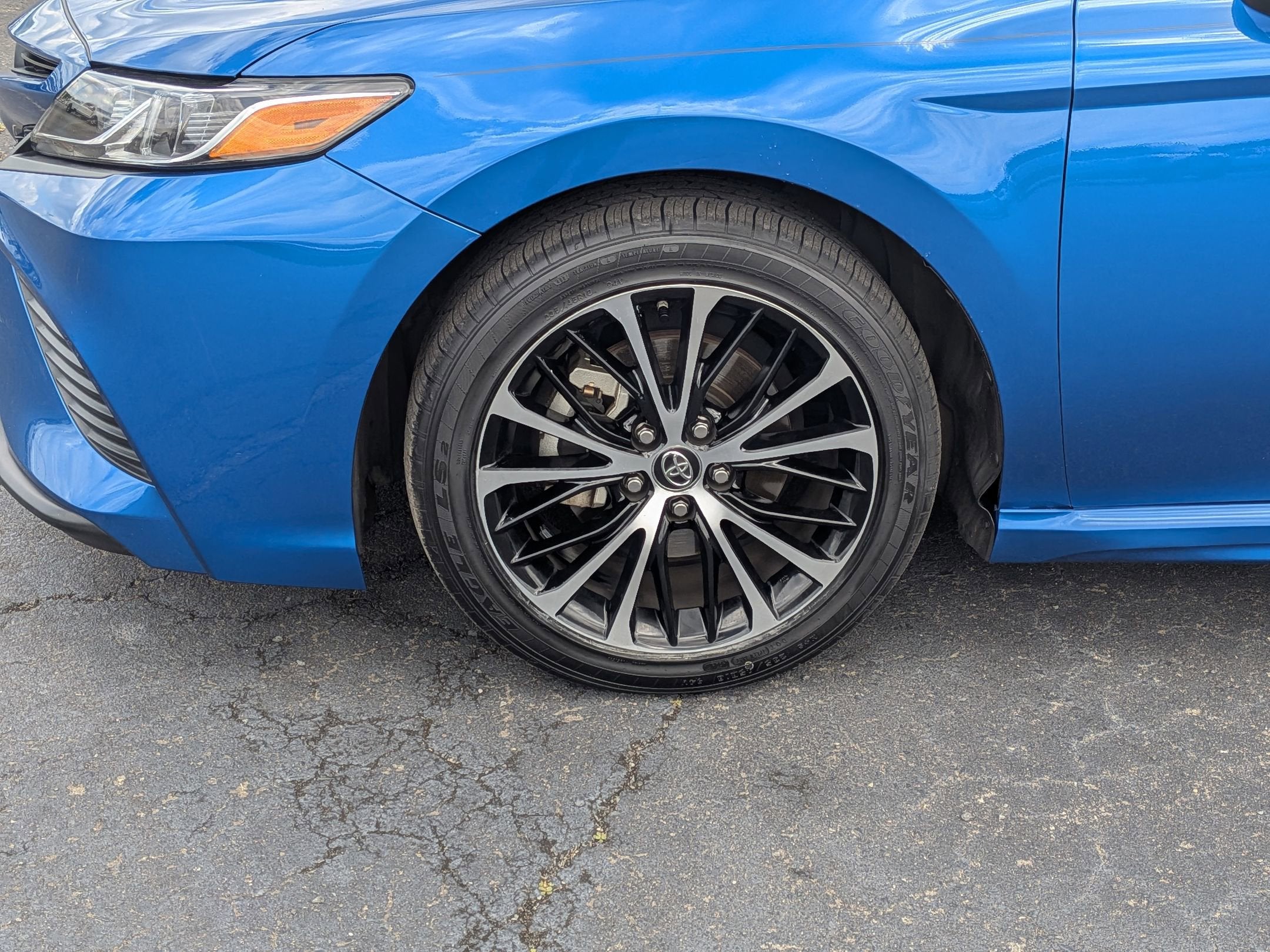 2019 Toyota Camry SE