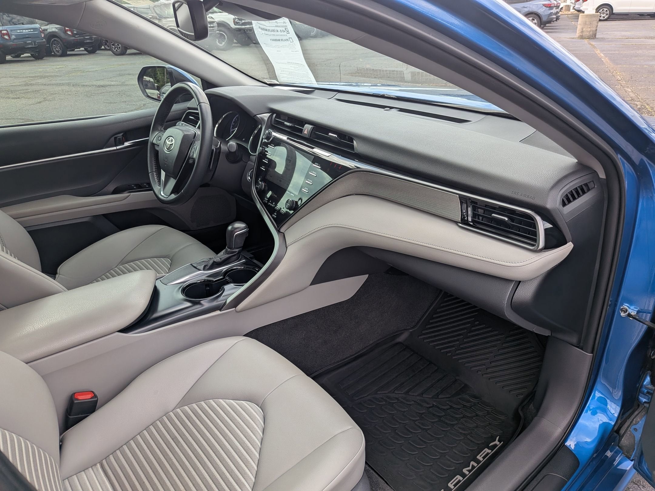 2019 Toyota Camry SE