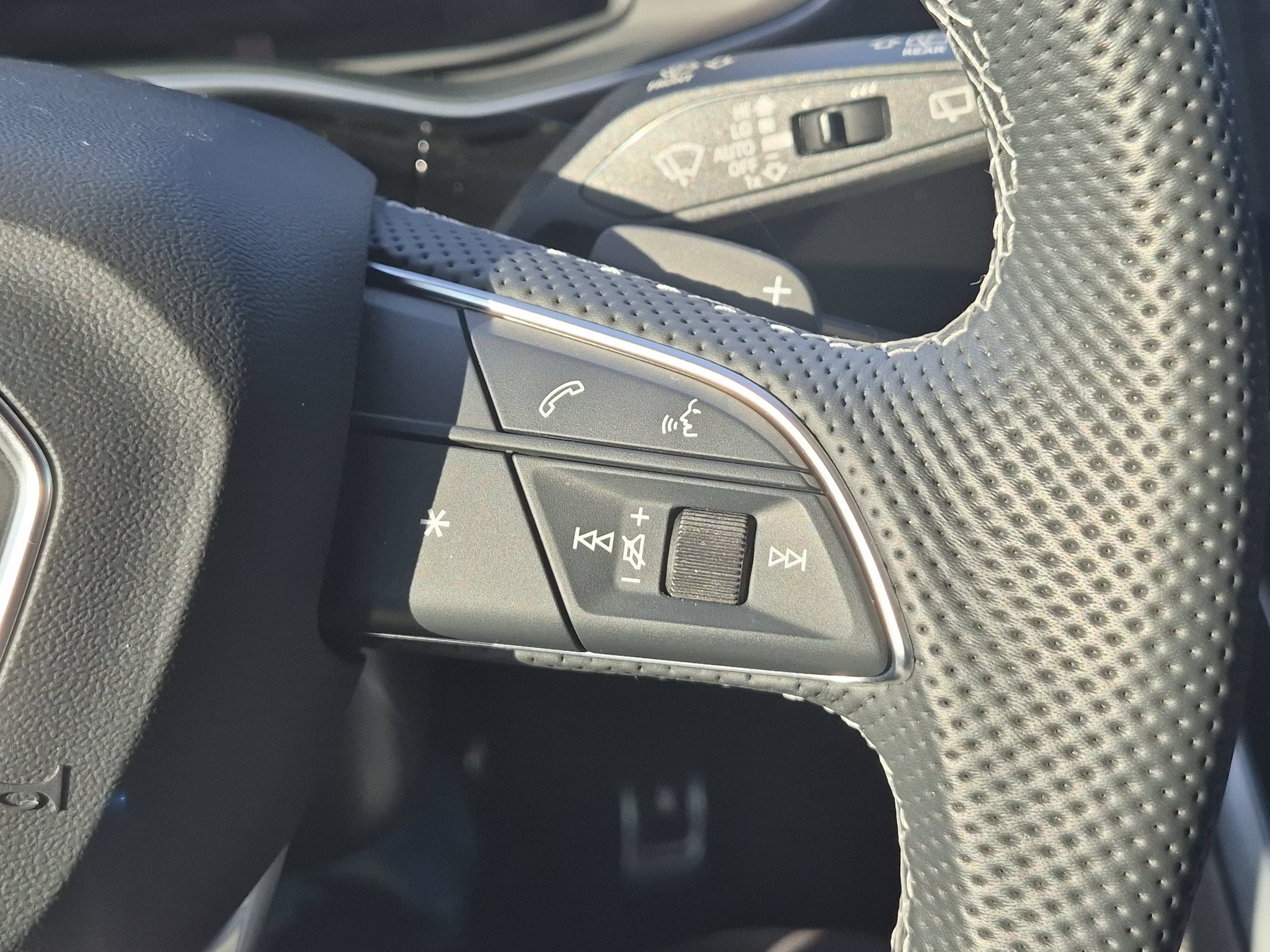 2024 Audi SQ8 Premium Plus