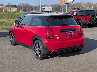 2023 MINI Hardtop 2 Door Cooper SE Signature