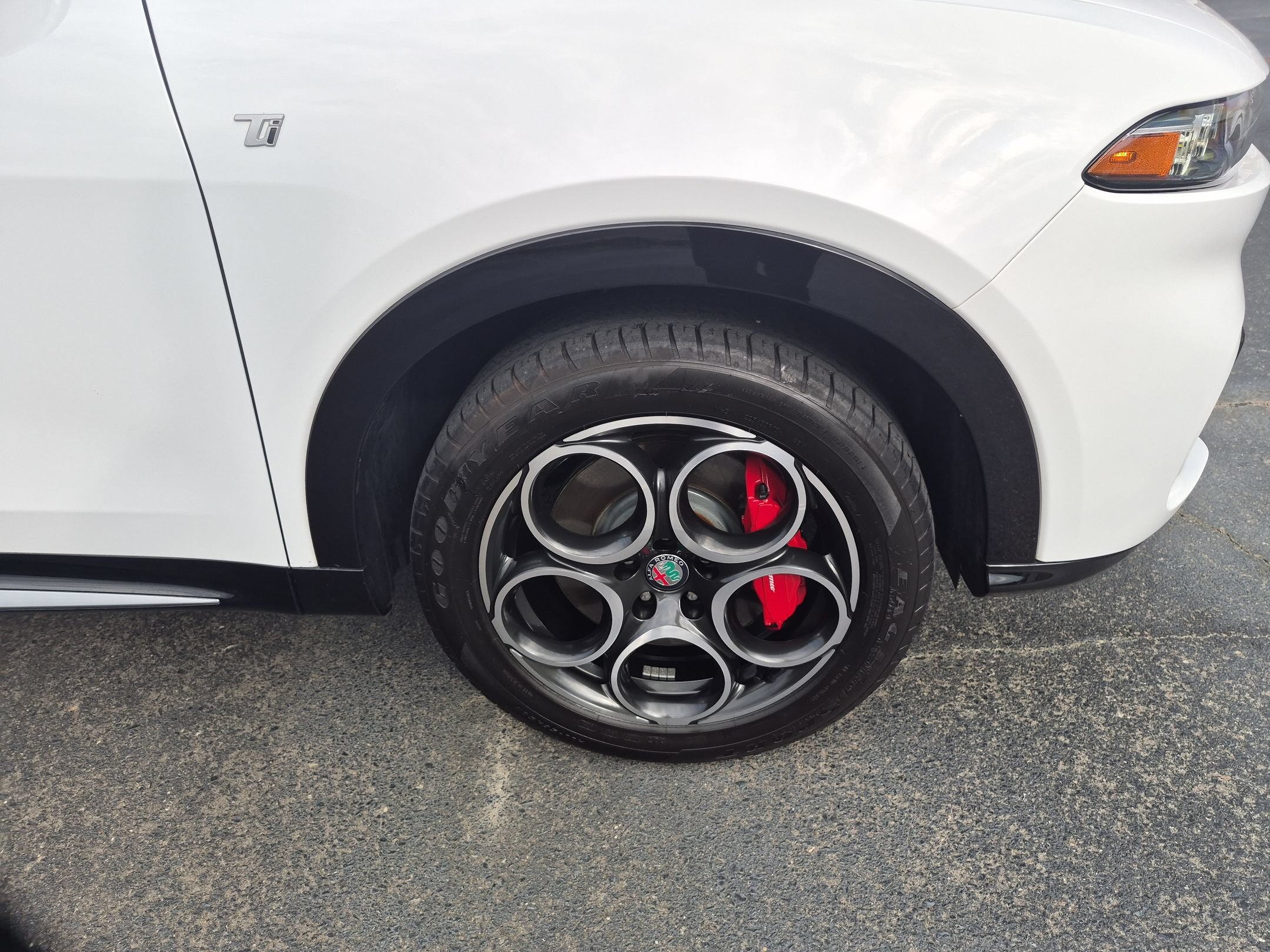 2024 Alfa Romeo Tonale Ti