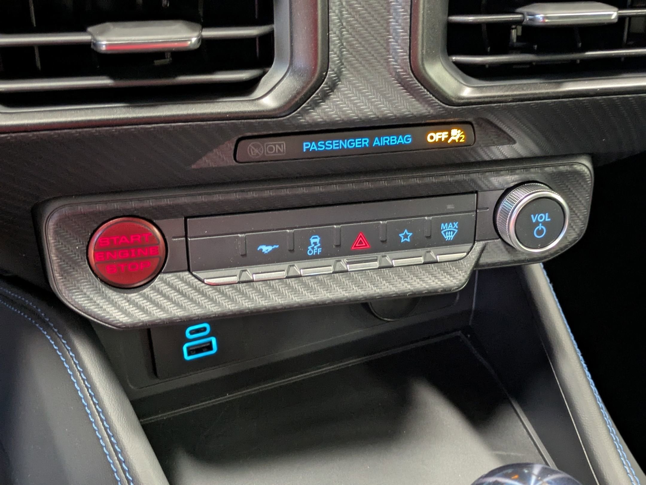 2026 Ford Mustang Dark Horse