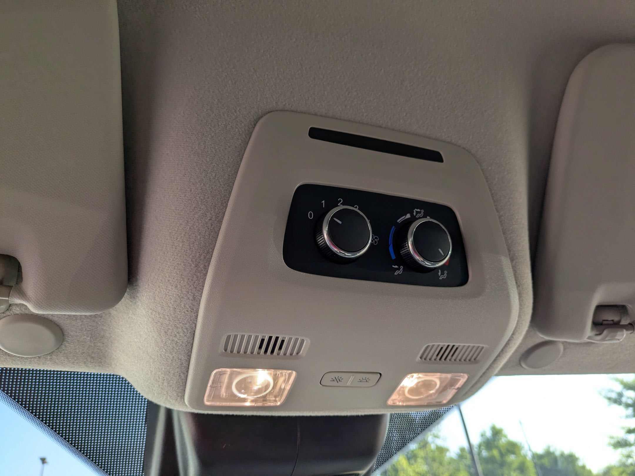 2026 Ford Transit Passenger Wagon XL