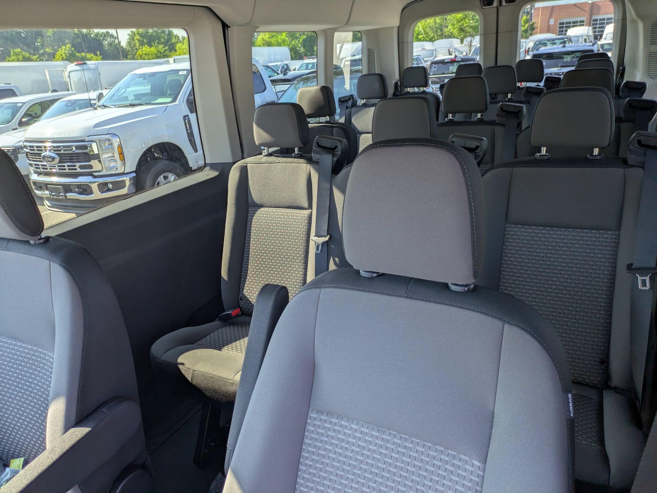 2026 Ford Transit Passenger Wagon XL