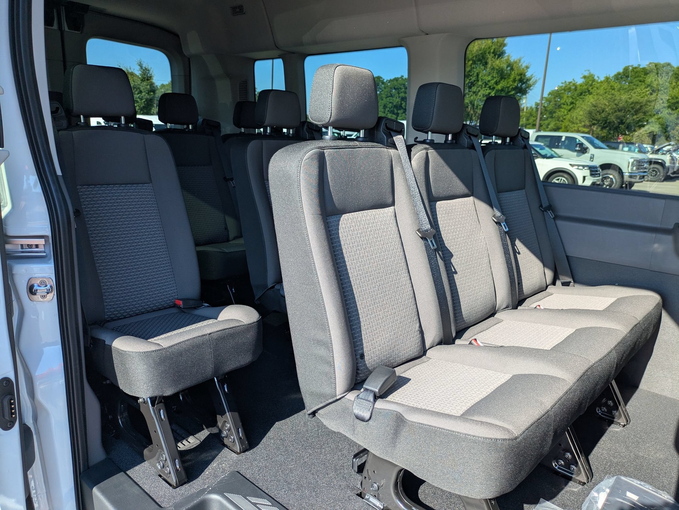 2026 Ford Transit Passenger Wagon XL