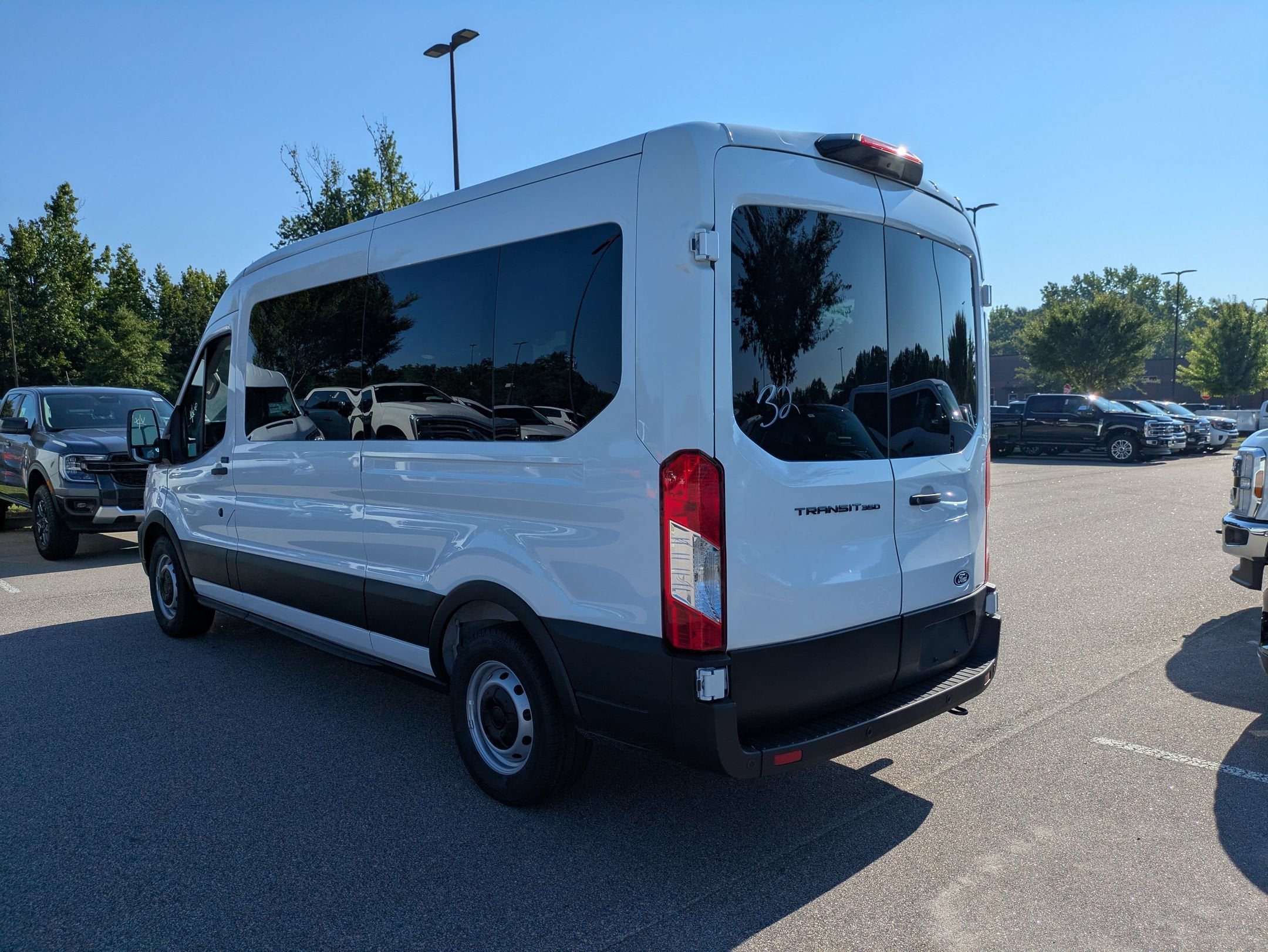 2026 Ford Transit Passenger Wagon XL