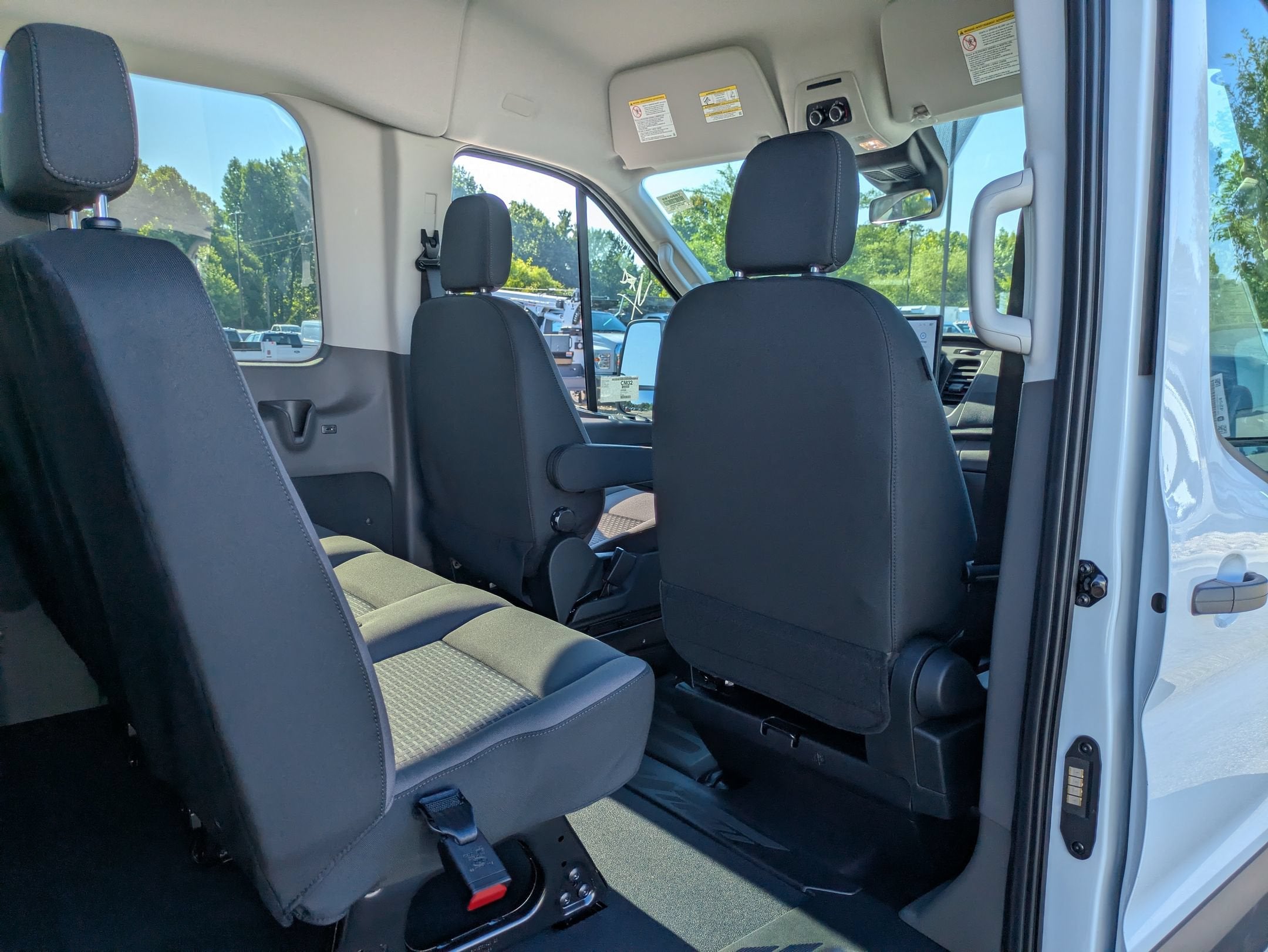 2026 Ford Transit Passenger Wagon XL