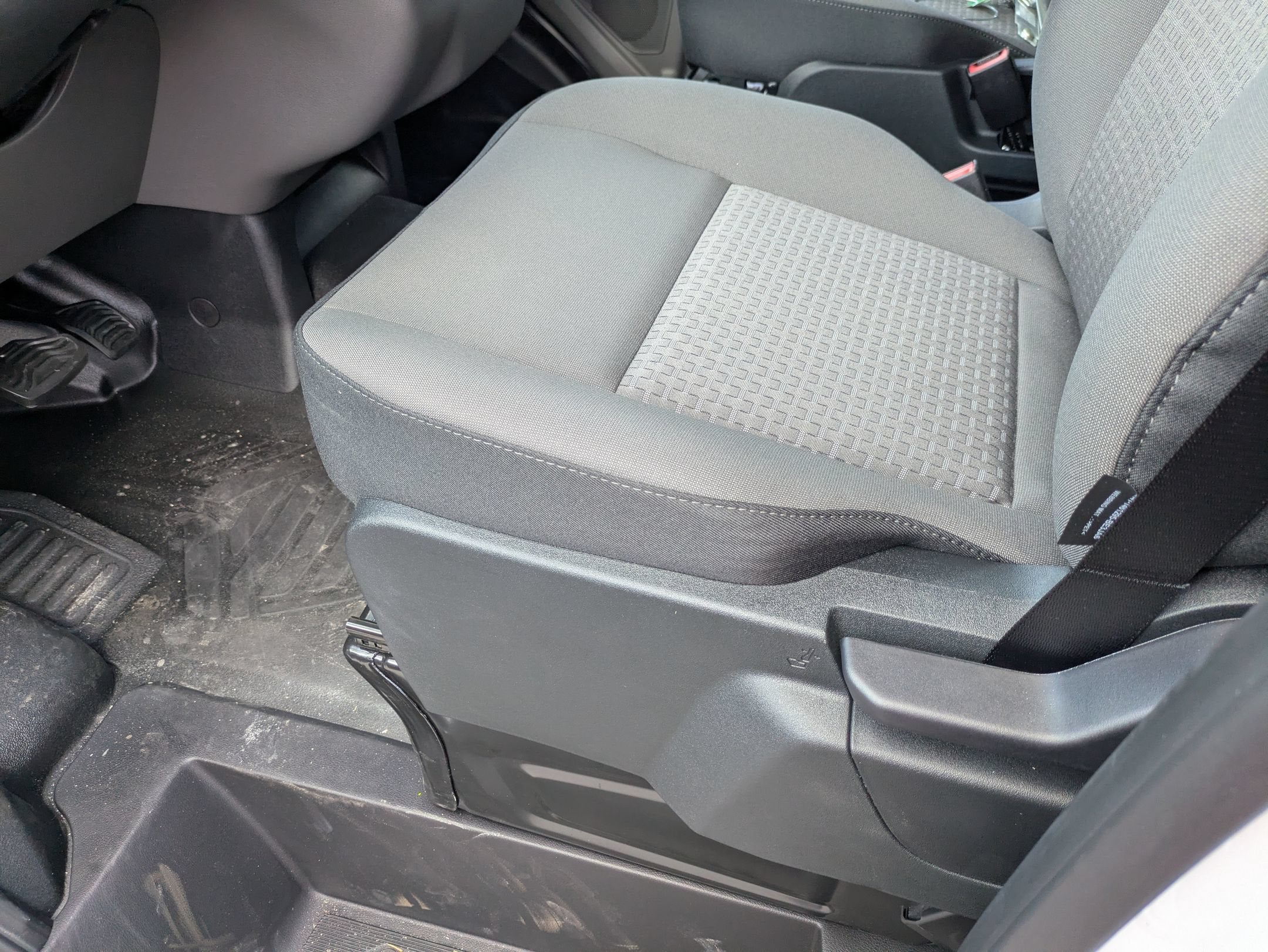 2026 Ford Transit Passenger Wagon XL