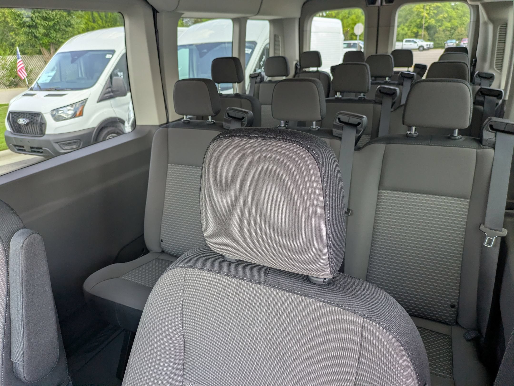 2026 Ford Transit Passenger Wagon XL
