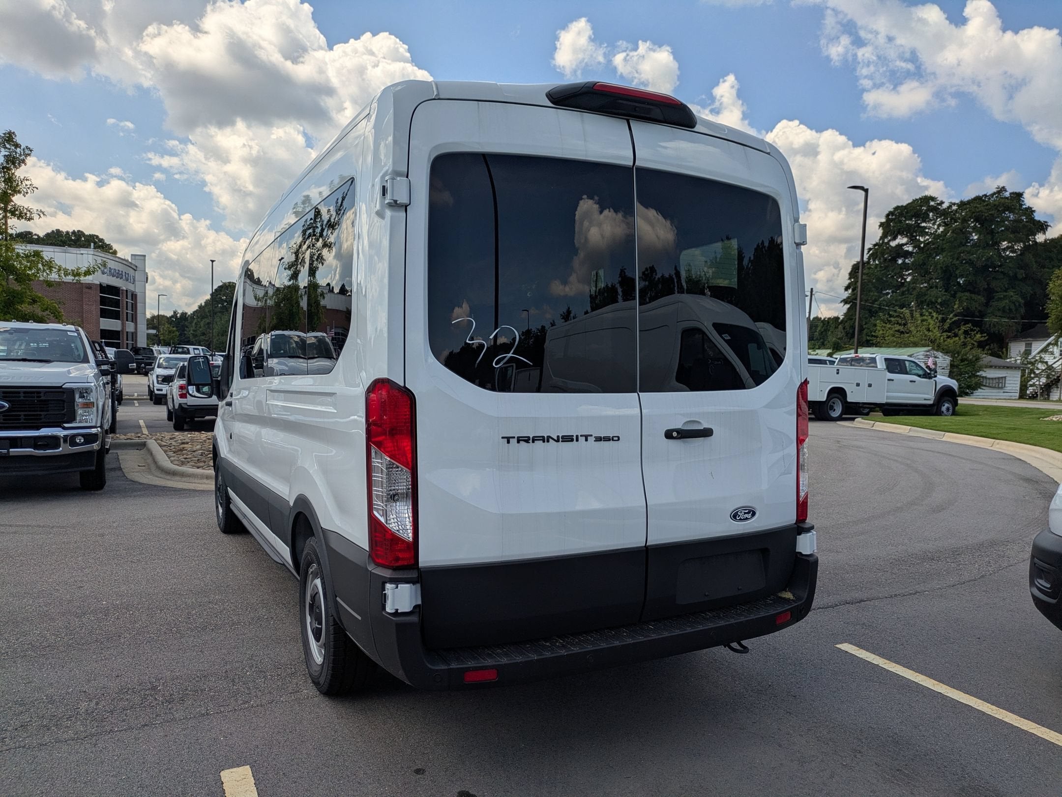 2026 Ford Transit Passenger Wagon XL