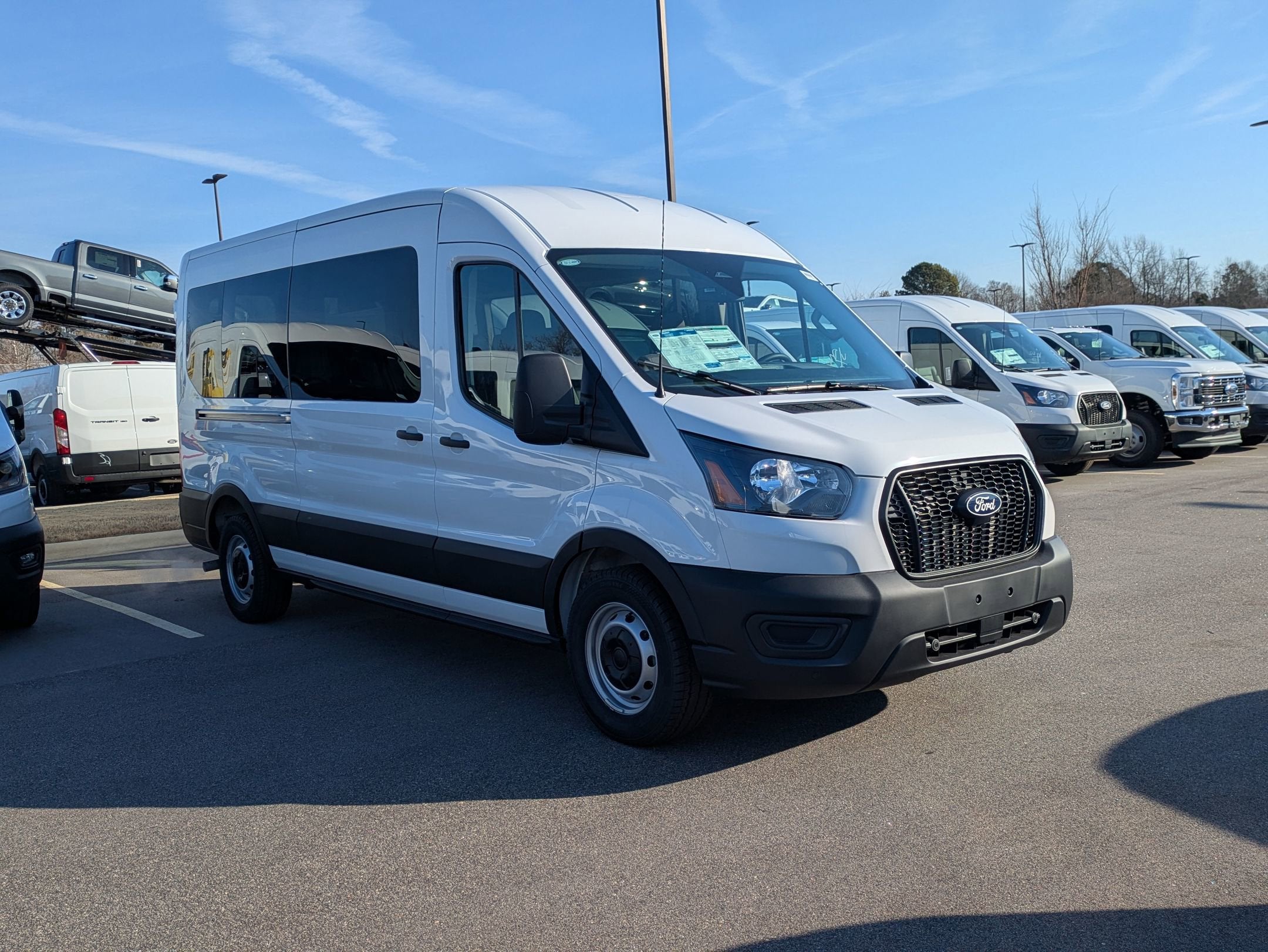 2026 Ford Transit Passenger Wagon XL