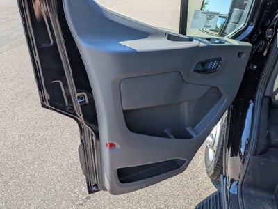 2026 Ford Transit Passenger Wagon XLT