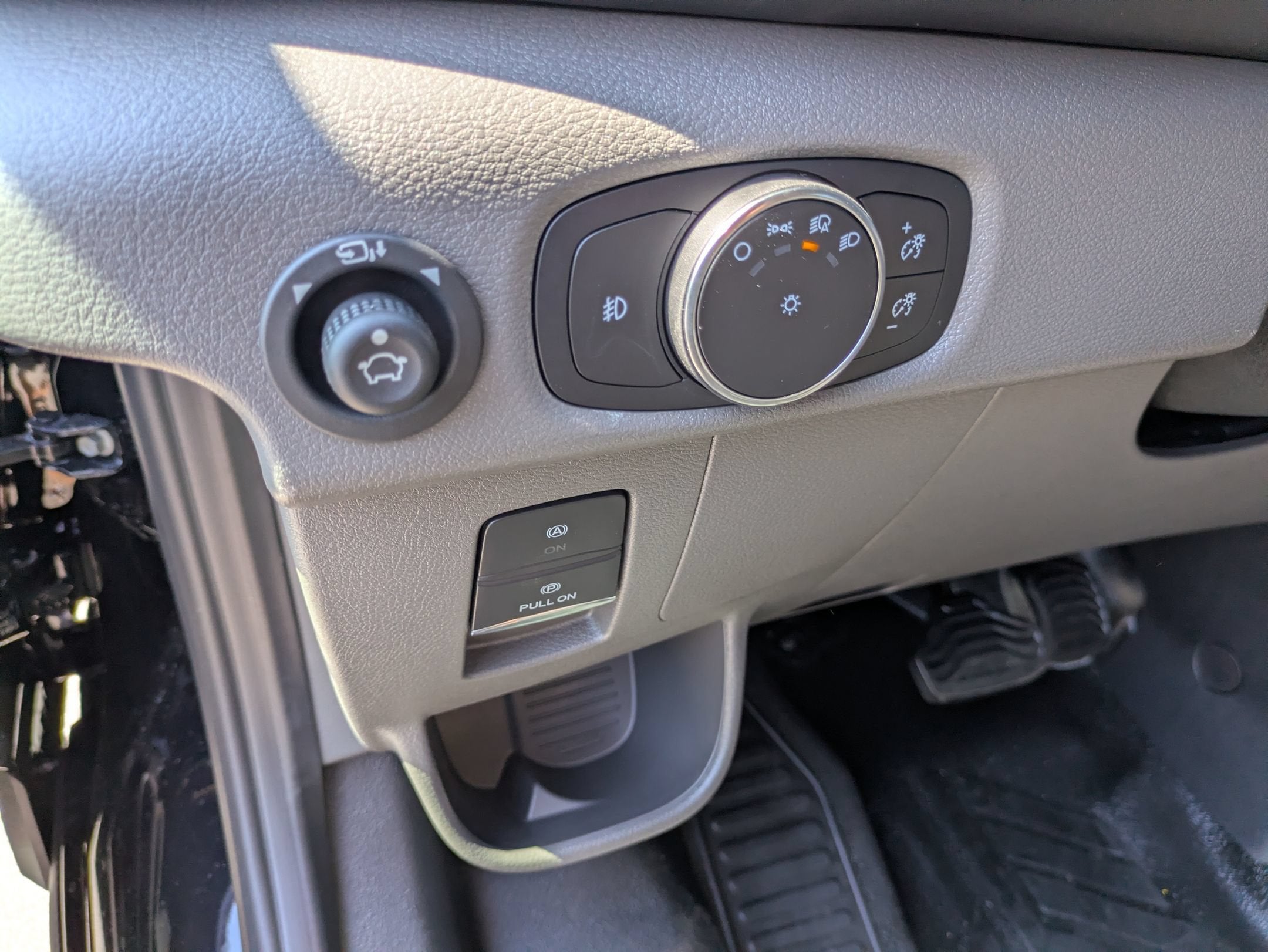 2026 Ford Transit Passenger Wagon XLT