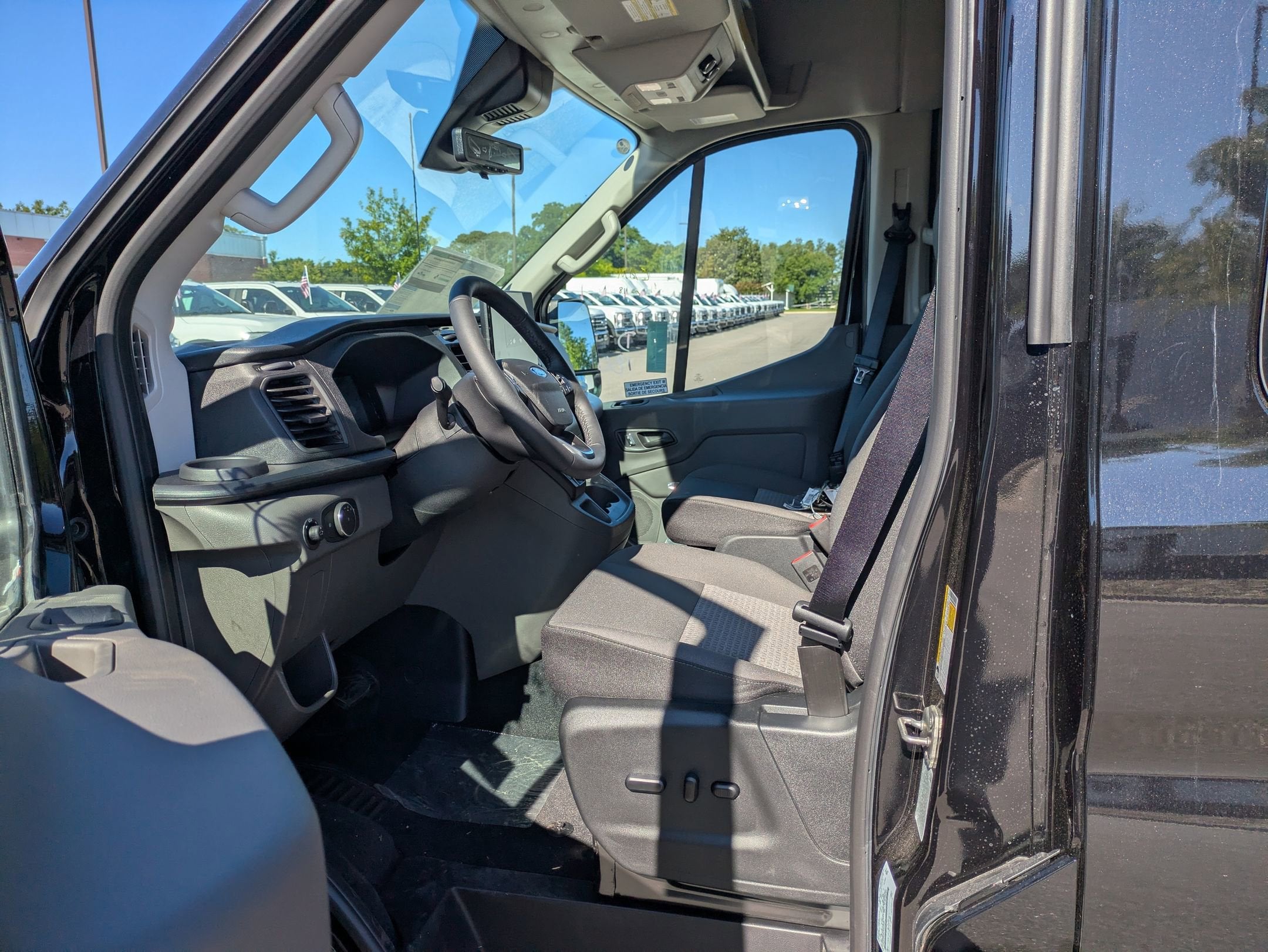 2026 Ford Transit Passenger Wagon XL