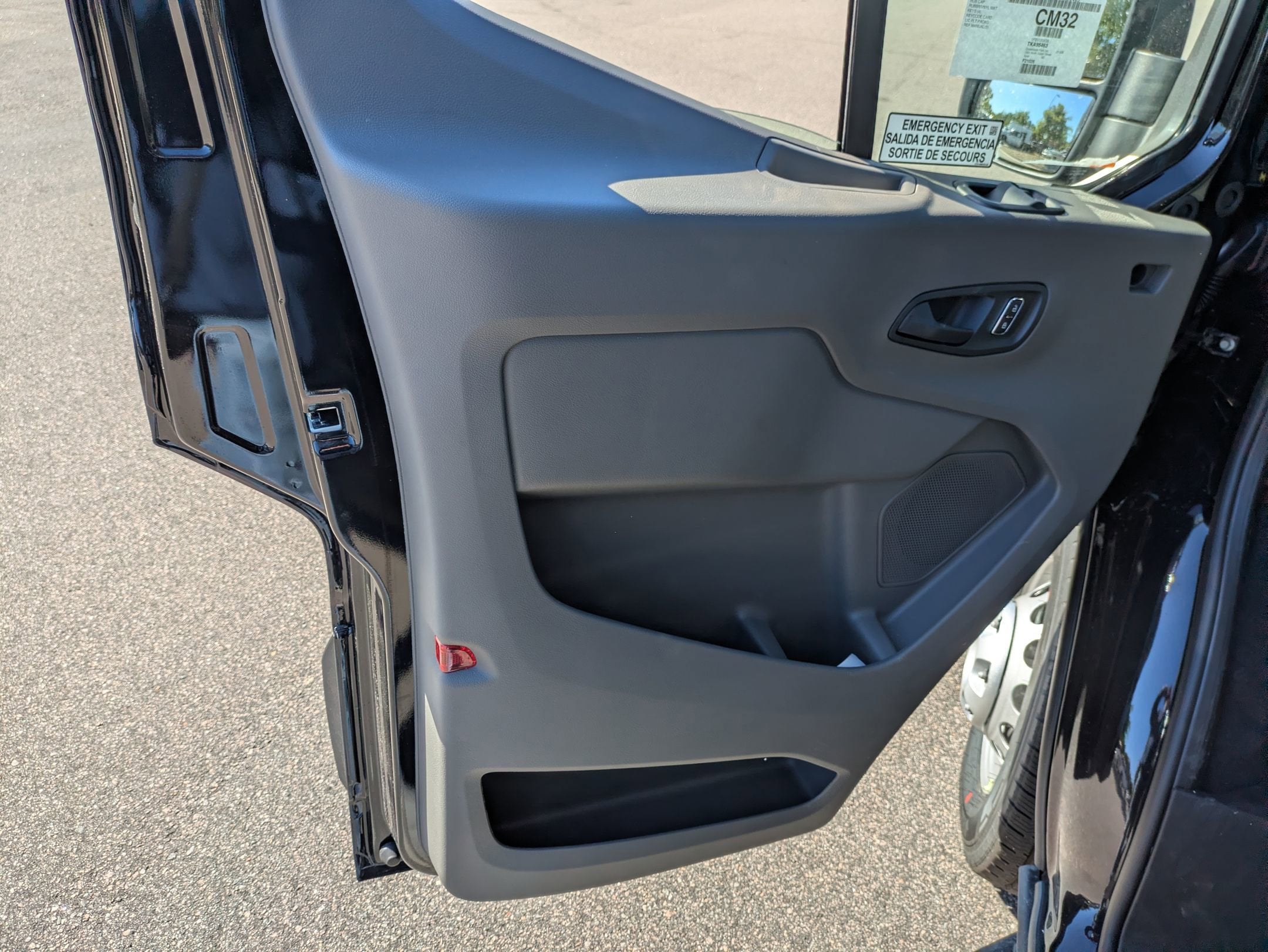 2026 Ford Transit Passenger Wagon XL