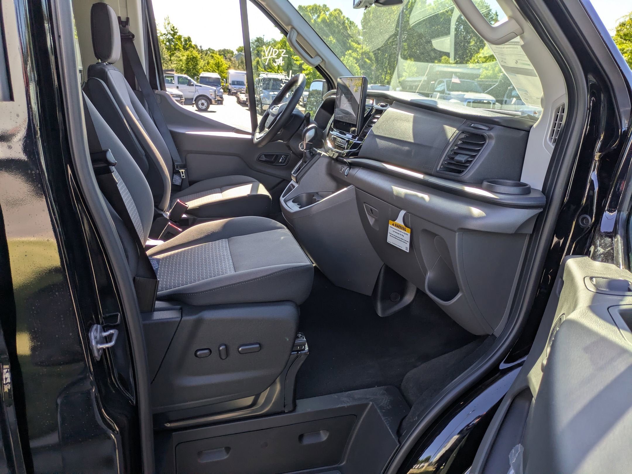 2026 Ford Transit Passenger Wagon XL