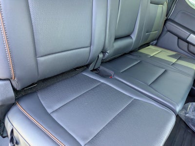 2025 Ford Super Duty F-450 DRW LARIAT